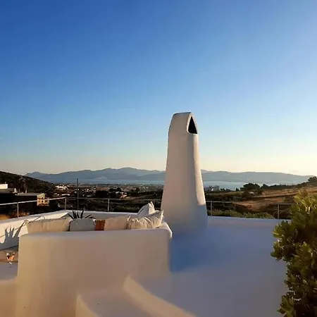 Gaia Sarakiniko (Paros)