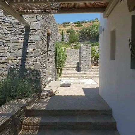 Willa Gaia Sarakíniko